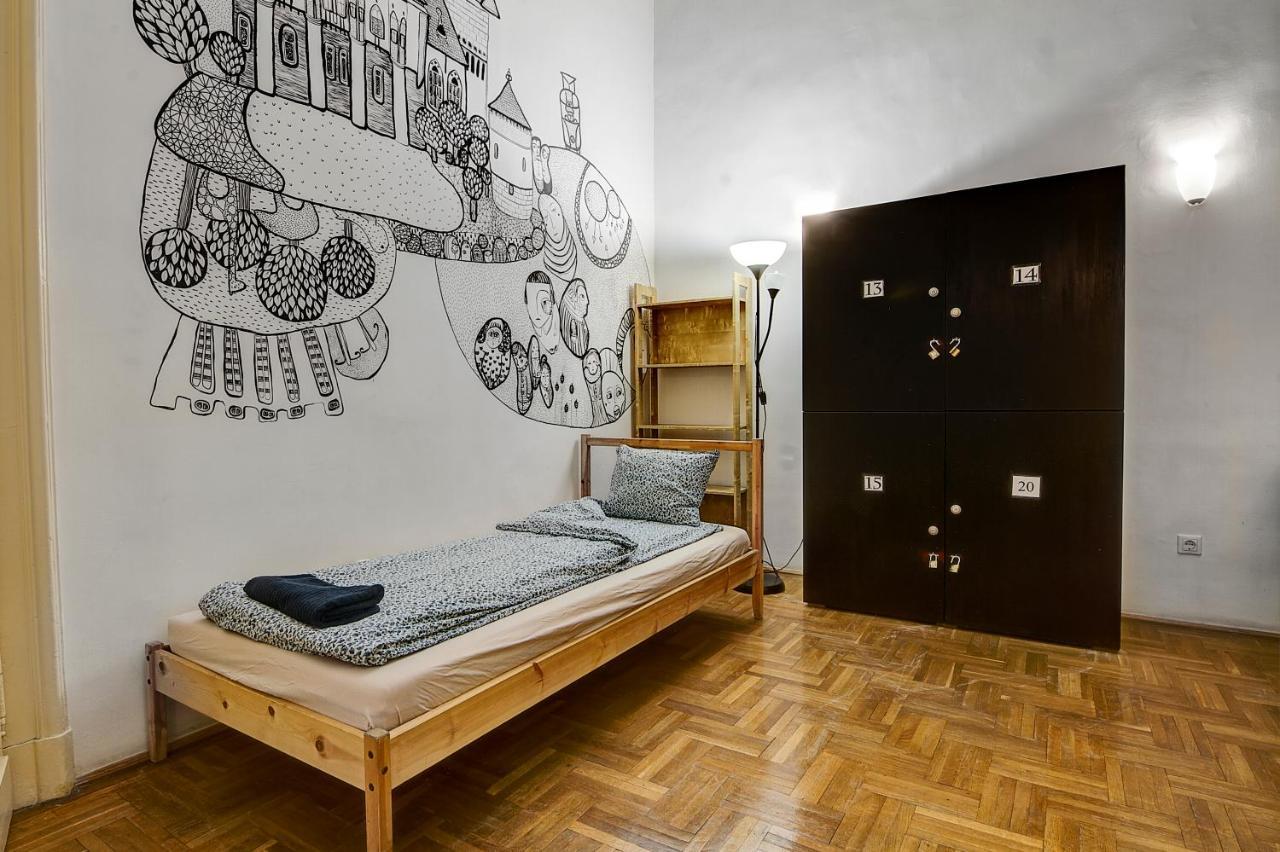 Pal'S Hostel And Apartments Budapest Ngoại thất bức ảnh