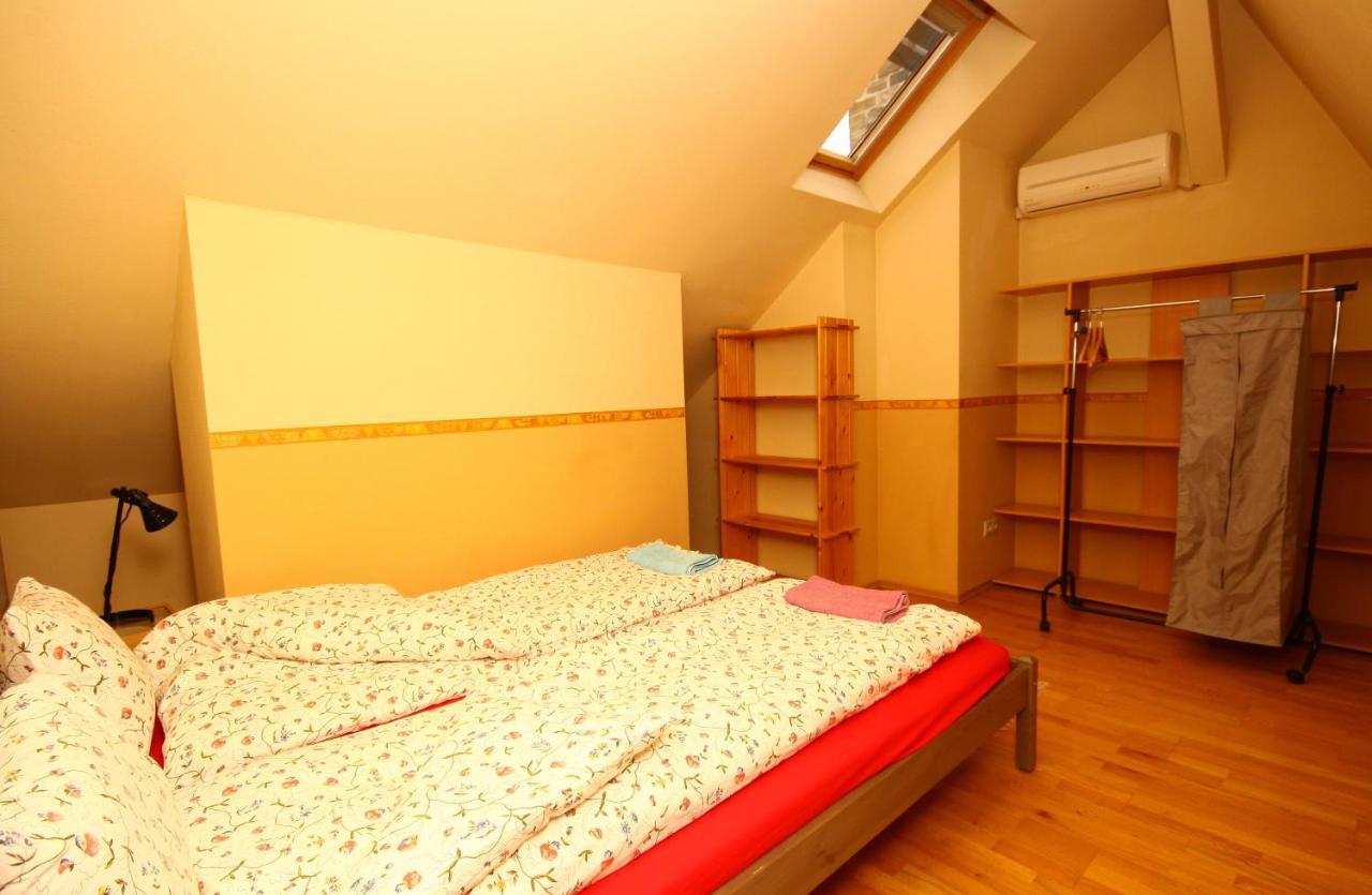 Pal'S Hostel And Apartments Budapest Ngoại thất bức ảnh