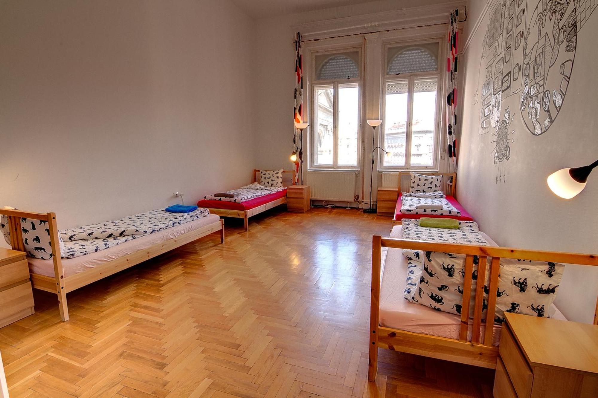 Pal'S Hostel And Apartments Budapest Ngoại thất bức ảnh