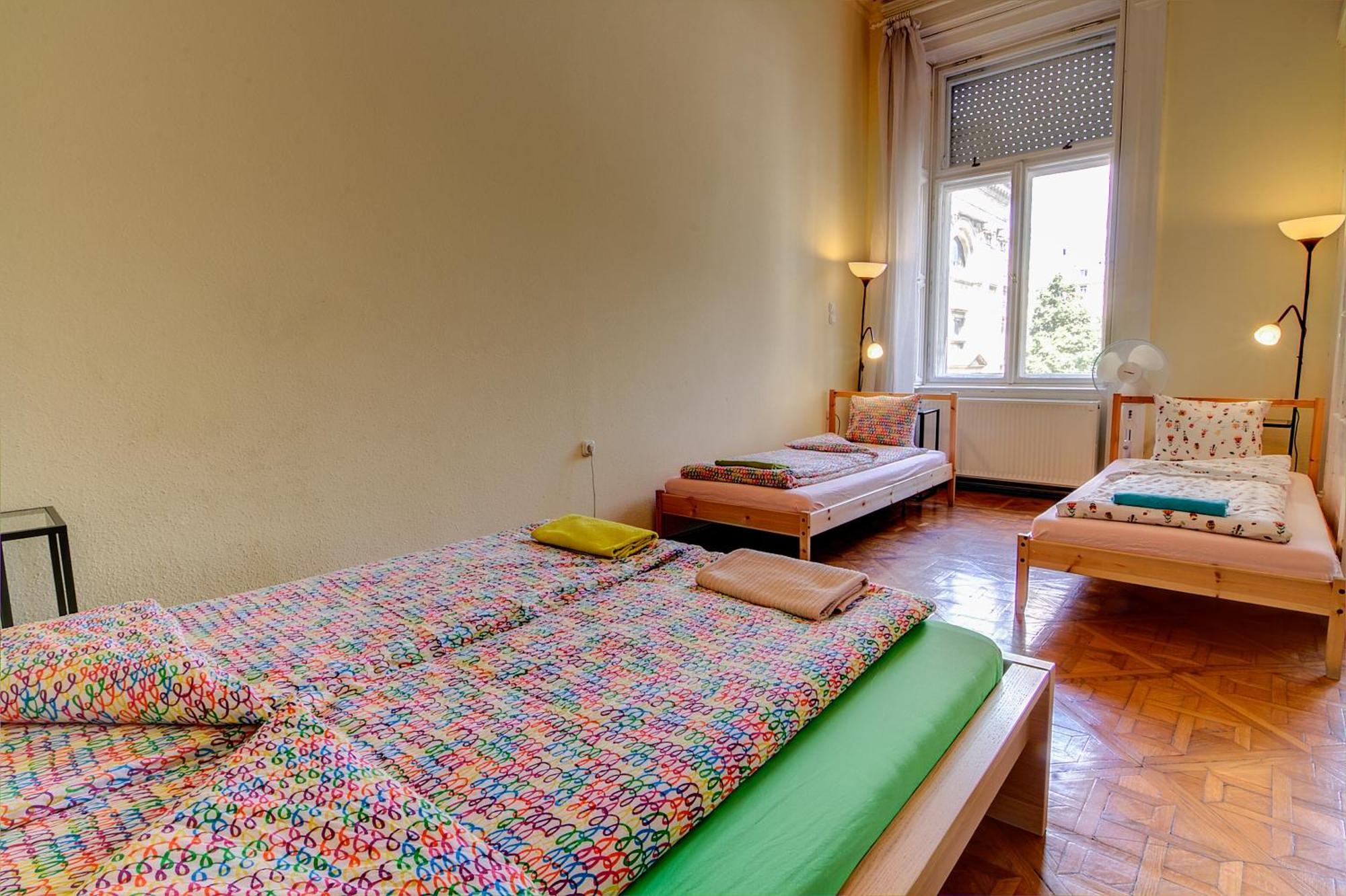 Pal'S Hostel And Apartments Budapest Ngoại thất bức ảnh
