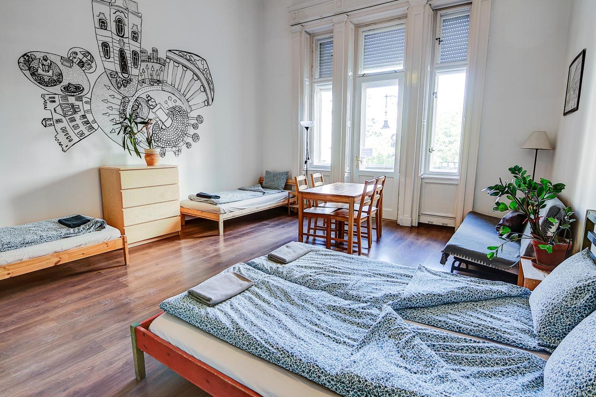 Pal'S Hostel And Apartments Budapest Ngoại thất bức ảnh